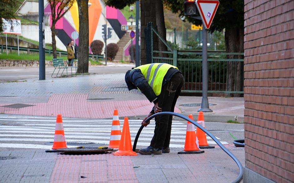 déboucheur canalisations Commeny